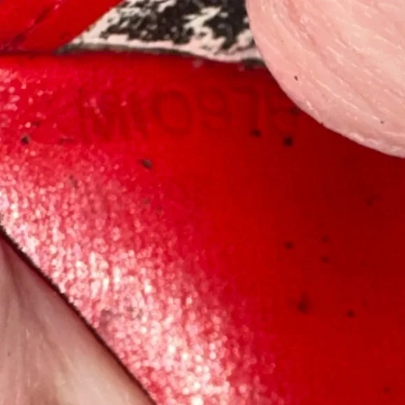 Louis Vuitton ScarletRed Epi Leather Wallet MI0975 - Picture 16 of 16